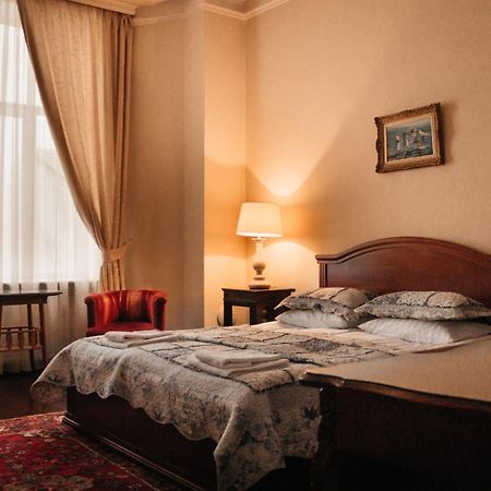 British Club Lviv Ξενοδοχείο Εξωτερικό φωτογραφία