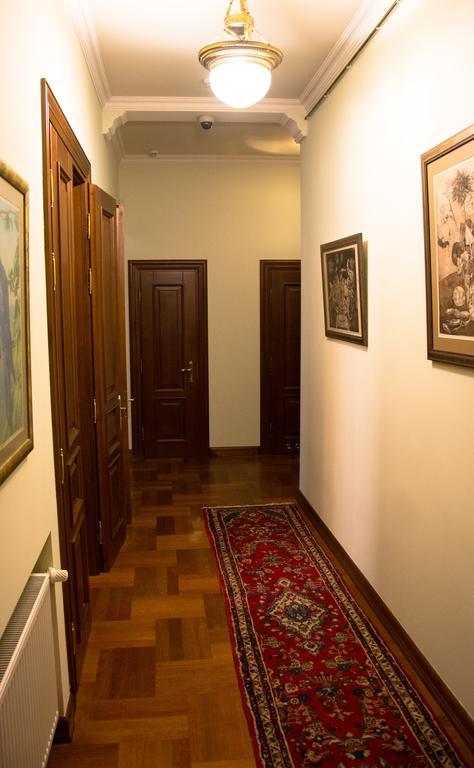 British Club Lviv Ξενοδοχείο Εξωτερικό φωτογραφία