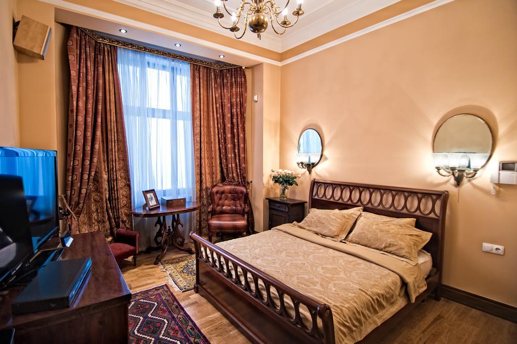 British Club Lviv Ξενοδοχείο Εξωτερικό φωτογραφία
