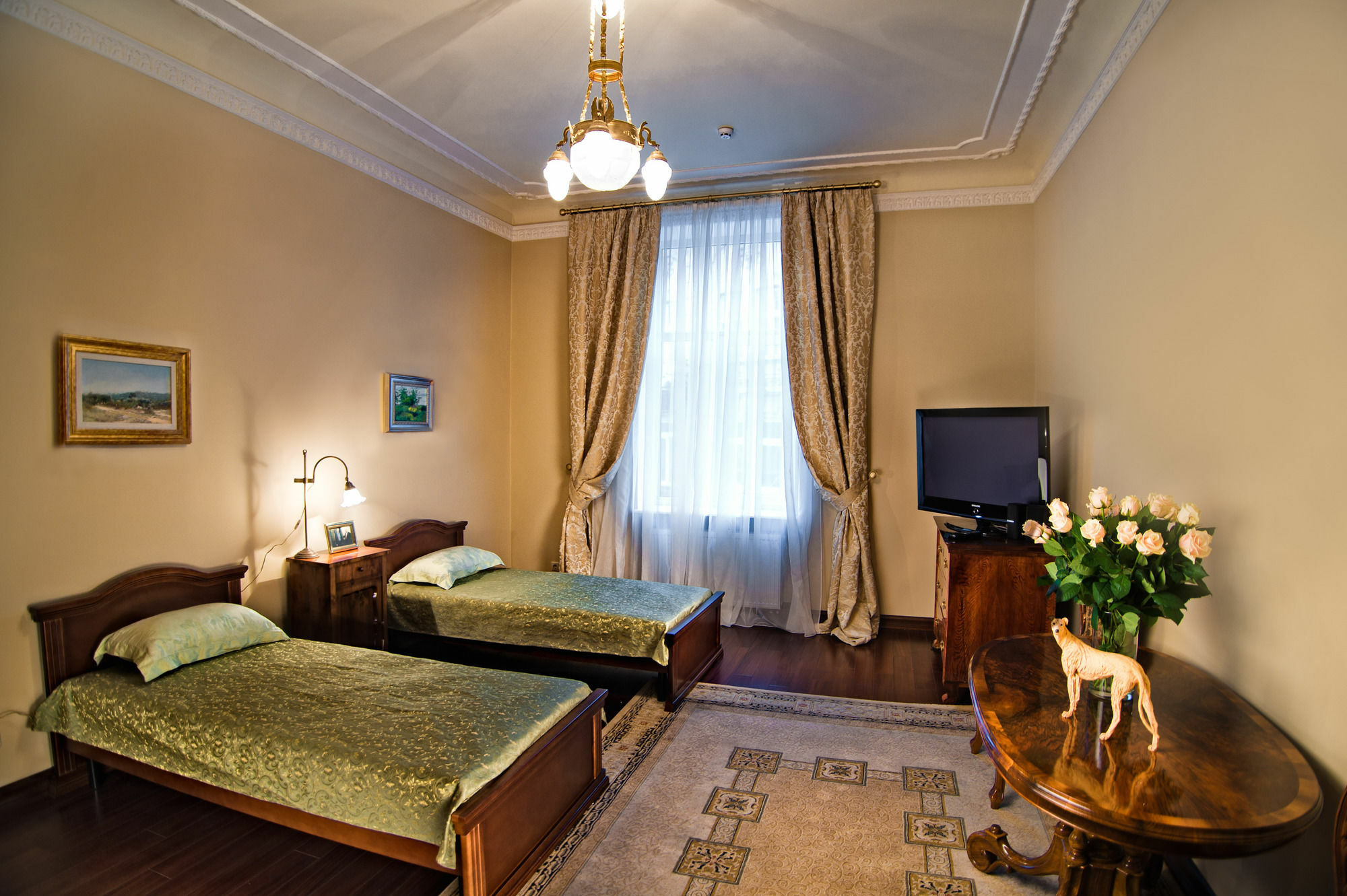 British Club Lviv Ξενοδοχείο Εξωτερικό φωτογραφία